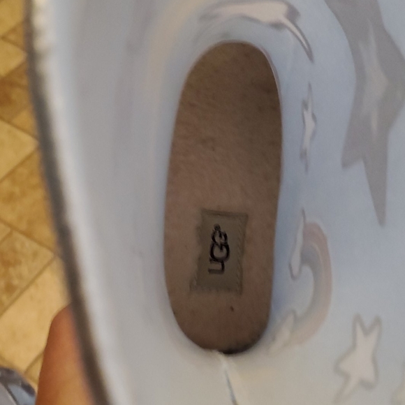 Rainboots - Picture 4 of 4